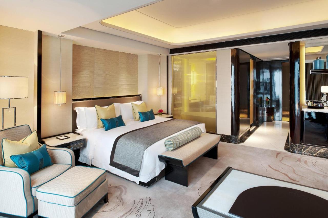 Hotel The St. Regis 5*