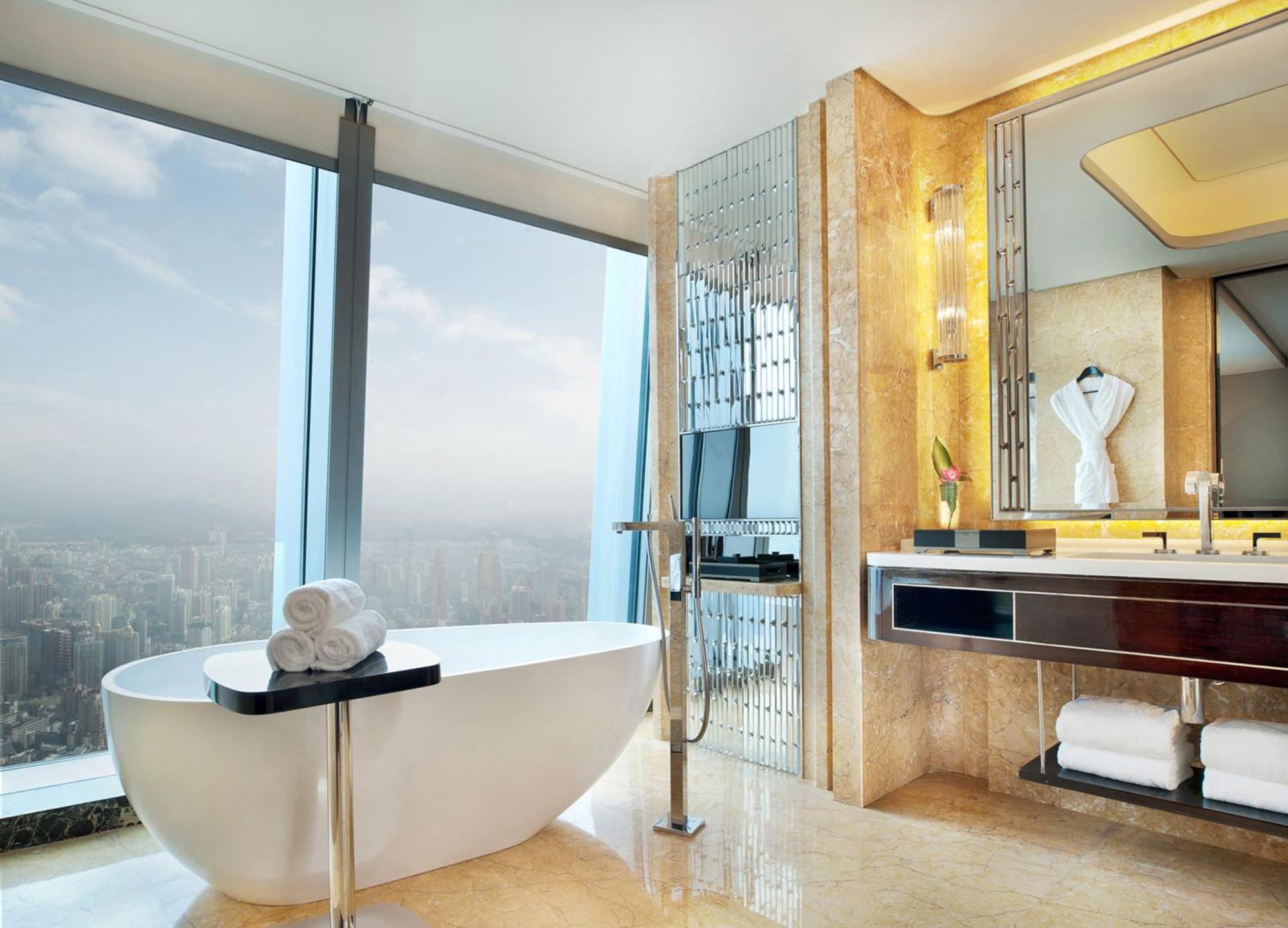 The St. Regis 5*